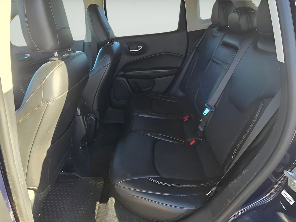 Used 2018 Jeep Compass Latitude w/ Popular Equipment Group image 15