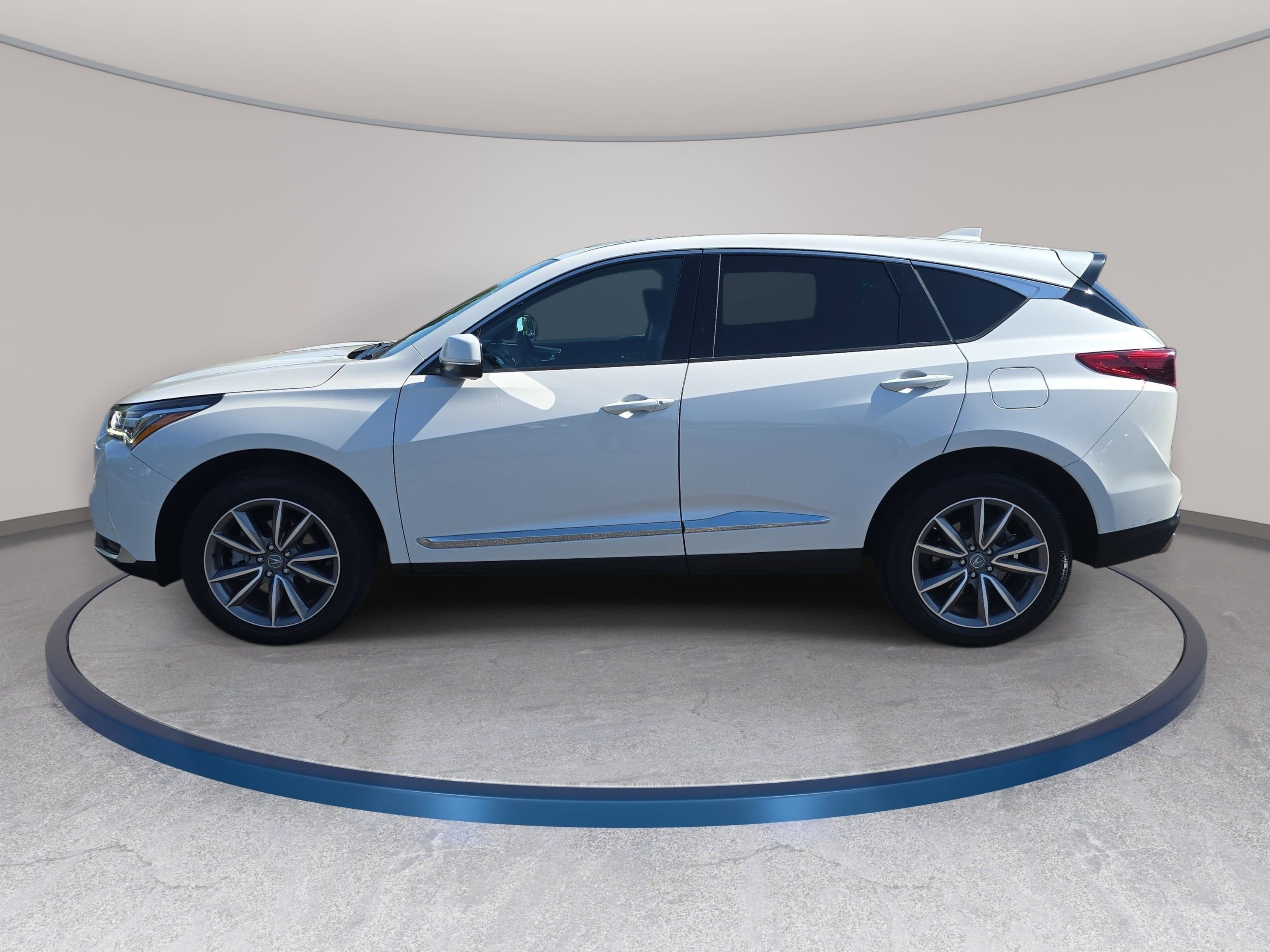 Used 2023 Acura RDX w/ Technology Package FWD image 8