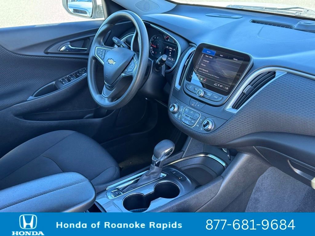 Used 2024 Chevrolet Malibu LT image 5