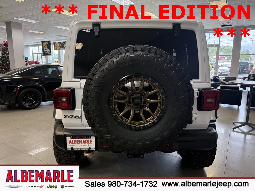 Used 2025 Jeep Wrangler Unlimited Rubicon 392 image 3