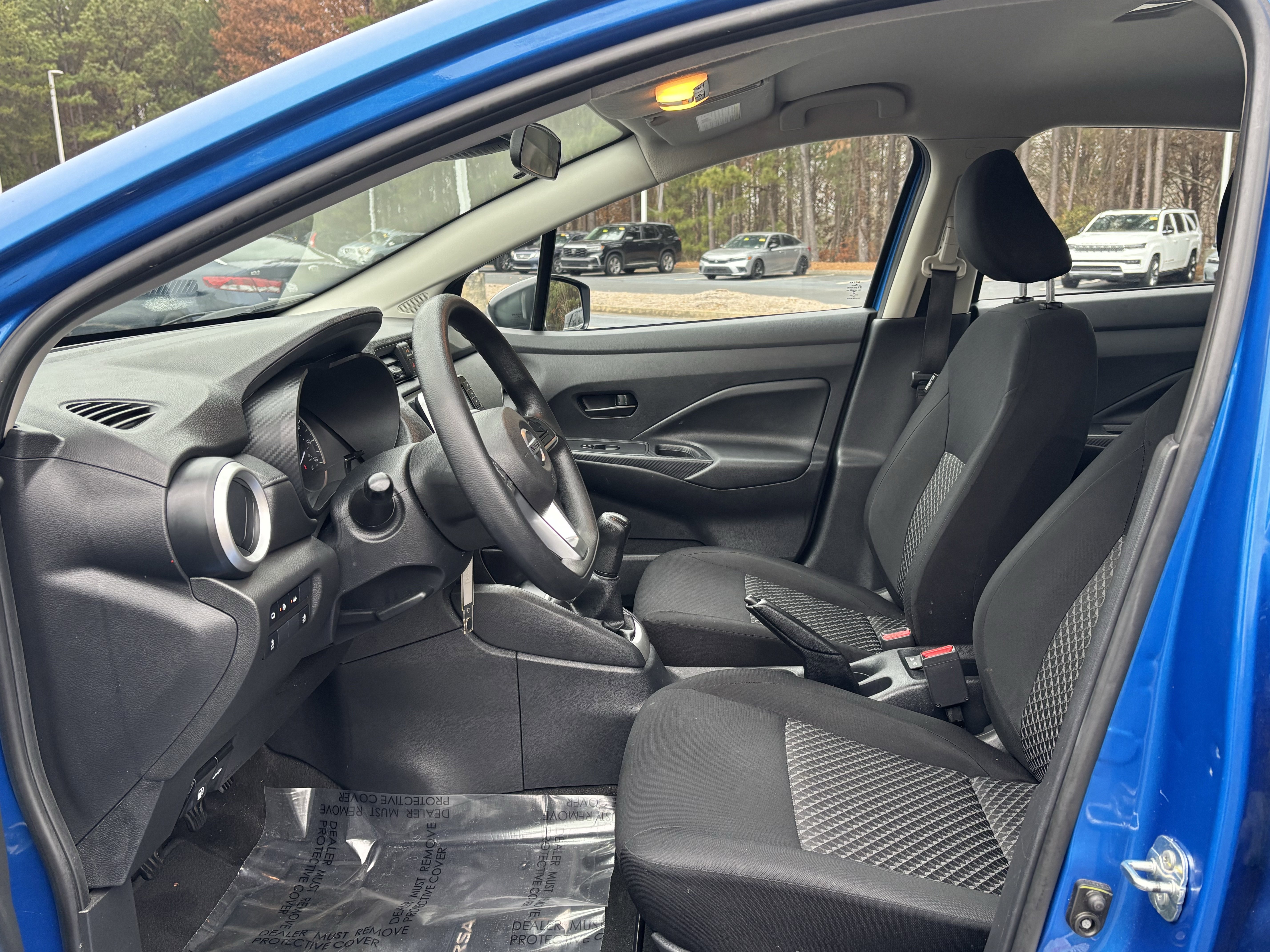 Used 2022 Nissan Versa S image 16