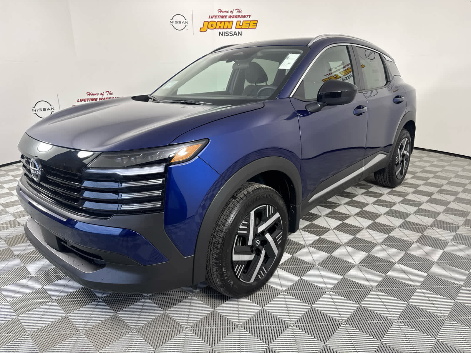 New 2026 Nissan Kicks SV