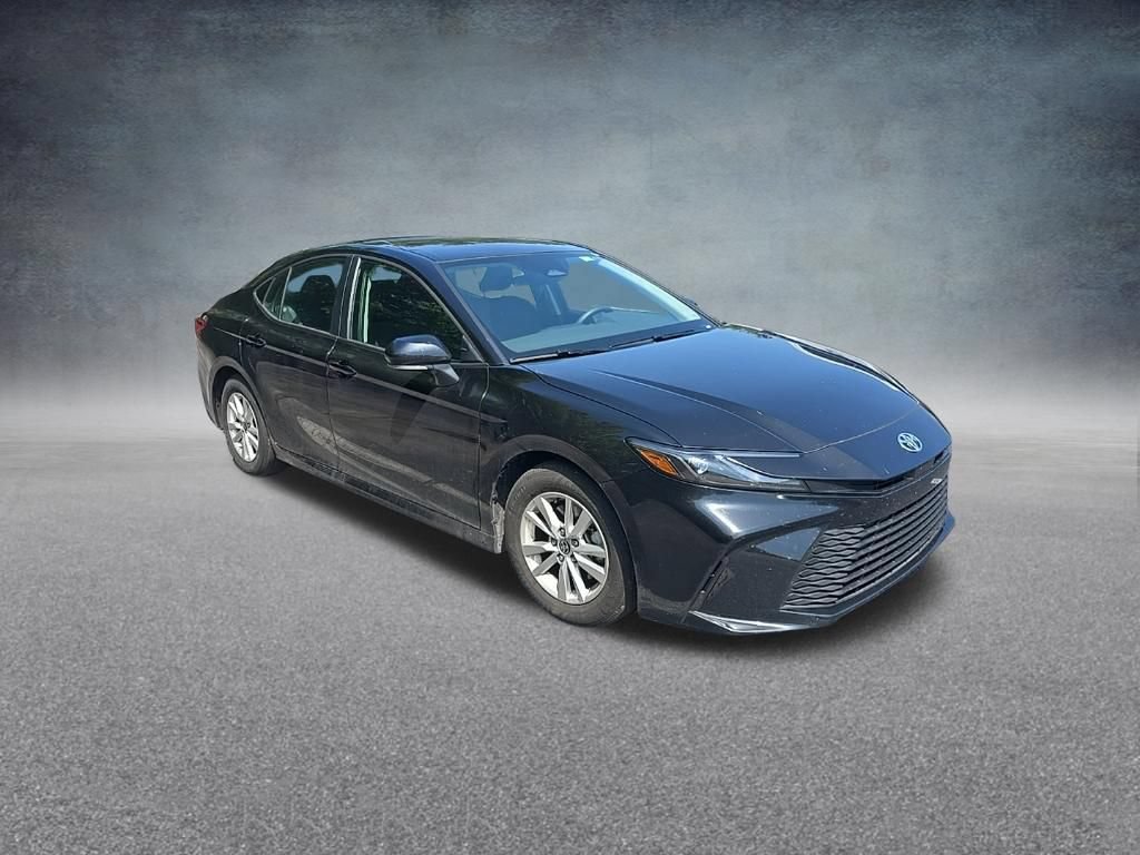 Used 2025 Toyota Camry LE FWD image 2