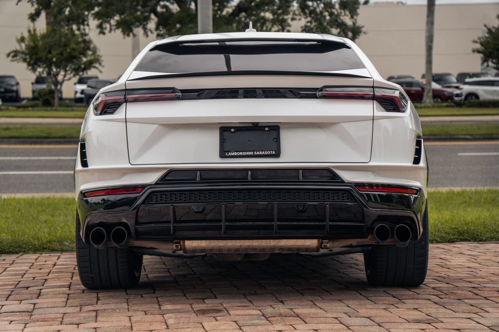 Used 2024 Lamborghini Urus S AWD/4WD image 5