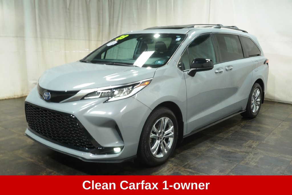 Certified 2023 Toyota Sienna XSE AWD/4WD image 2