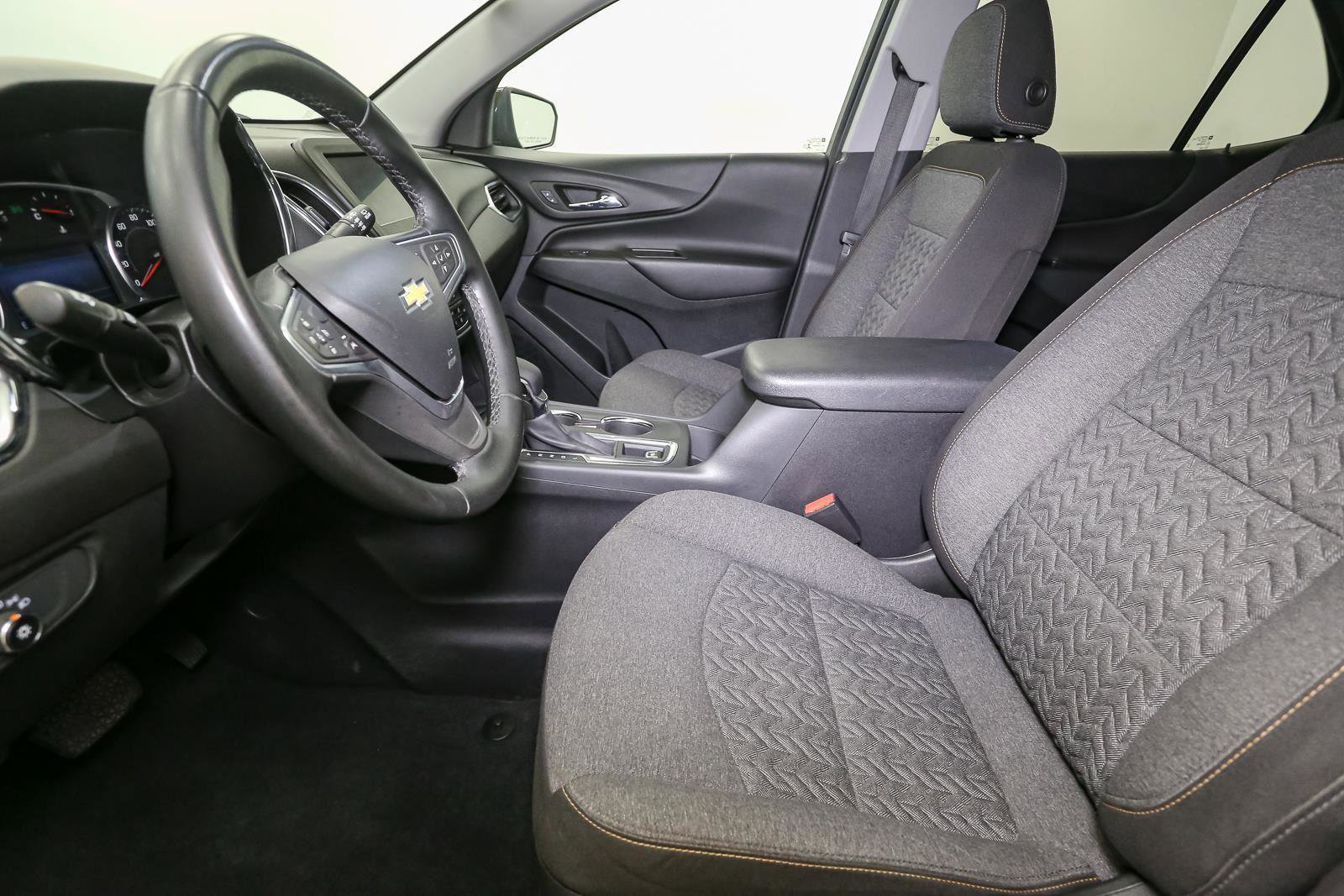 Used 2023 Chevrolet Equinox LT AWD/4WD image 42