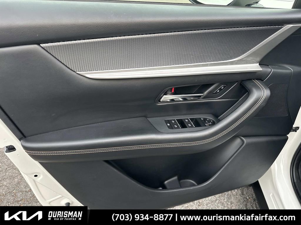 Used 2024 MAZDA CX-90 3.3 Turbo w/ Preferred Plus image 15