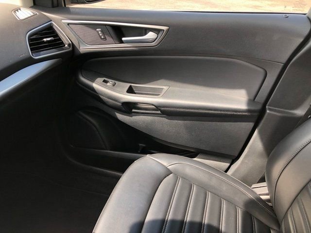 Used 2024 Ford Edge SEL image 9