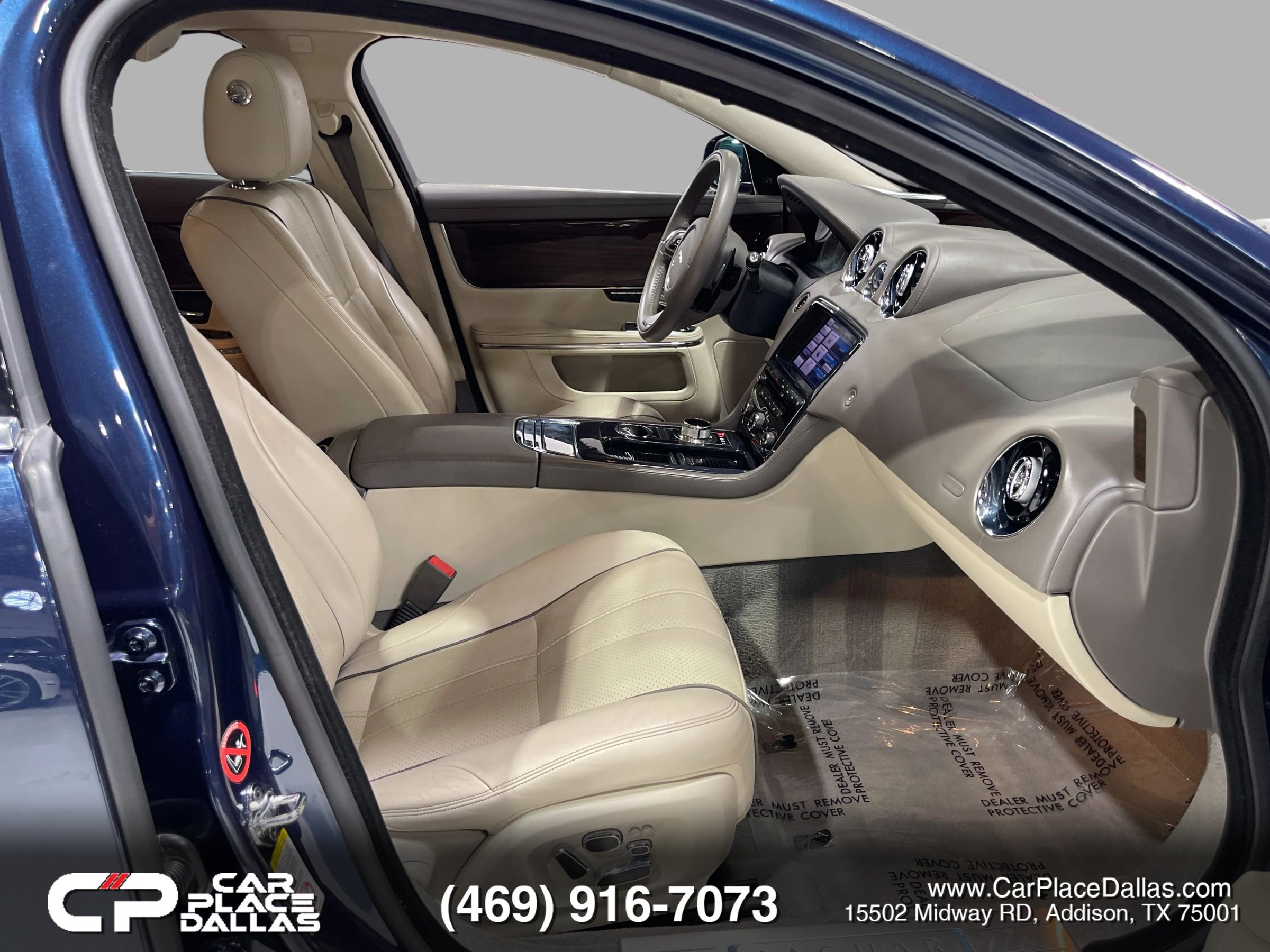 Used 2013 Jaguar XJ L Portfolio RWD image 24