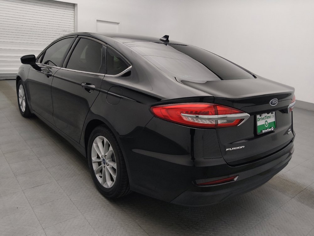 Used 2020 Ford Fusion SE FWD image 5