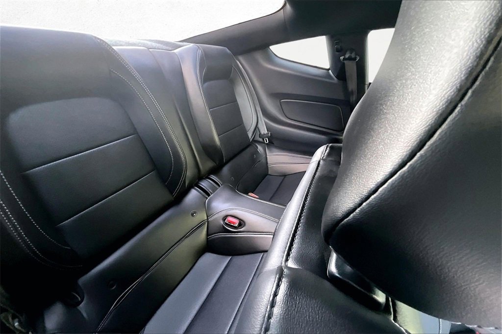 Used 2022 Ford Mustang GT Premium w/ Equipment Group 401A image 23