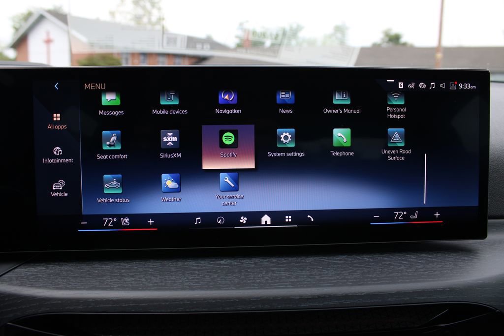 New 2025 BMW 330i xDrive Sedan w/ M Sport Package image 16