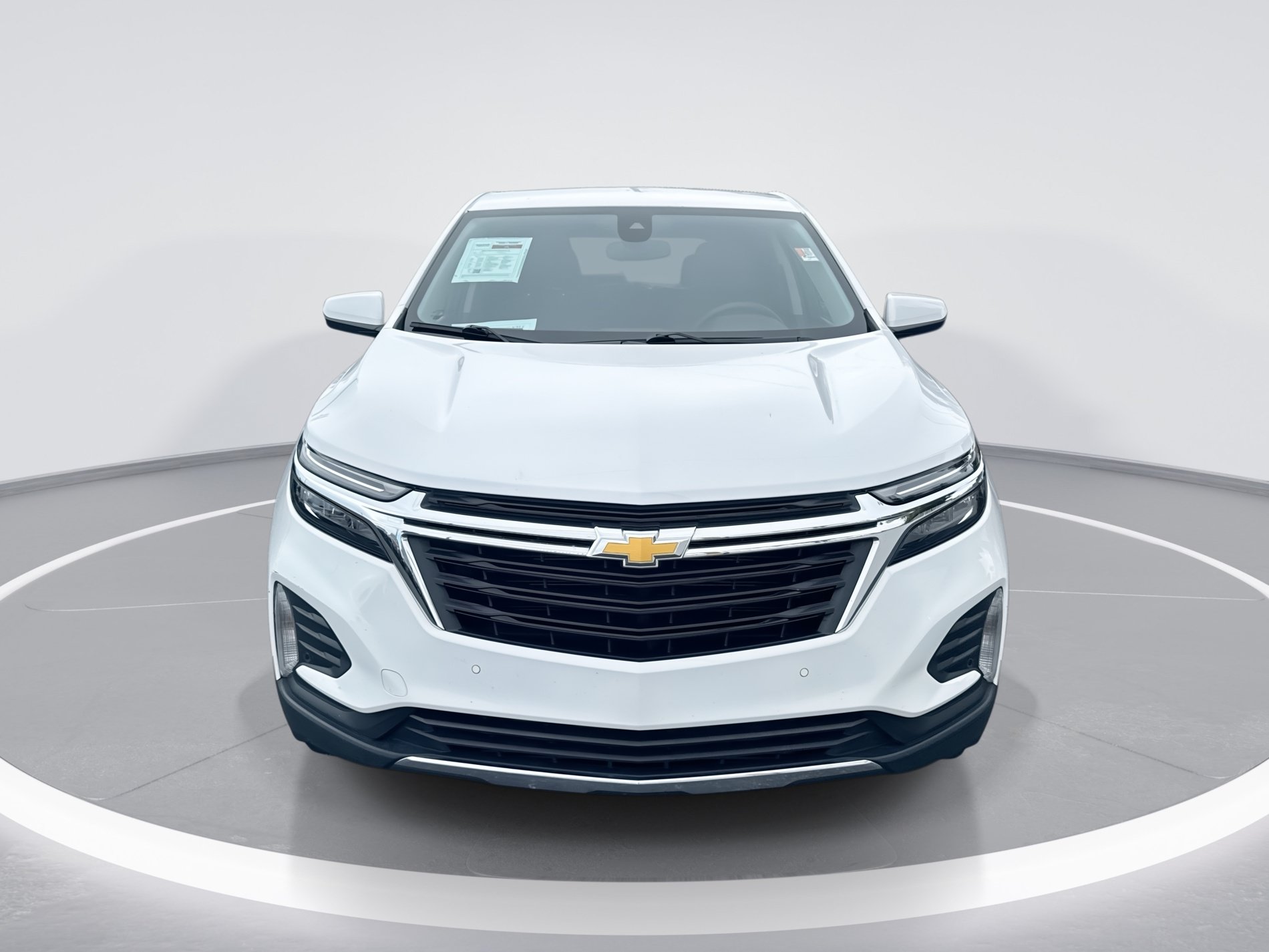 Used 2024 Chevrolet Equinox LT FWD image 9