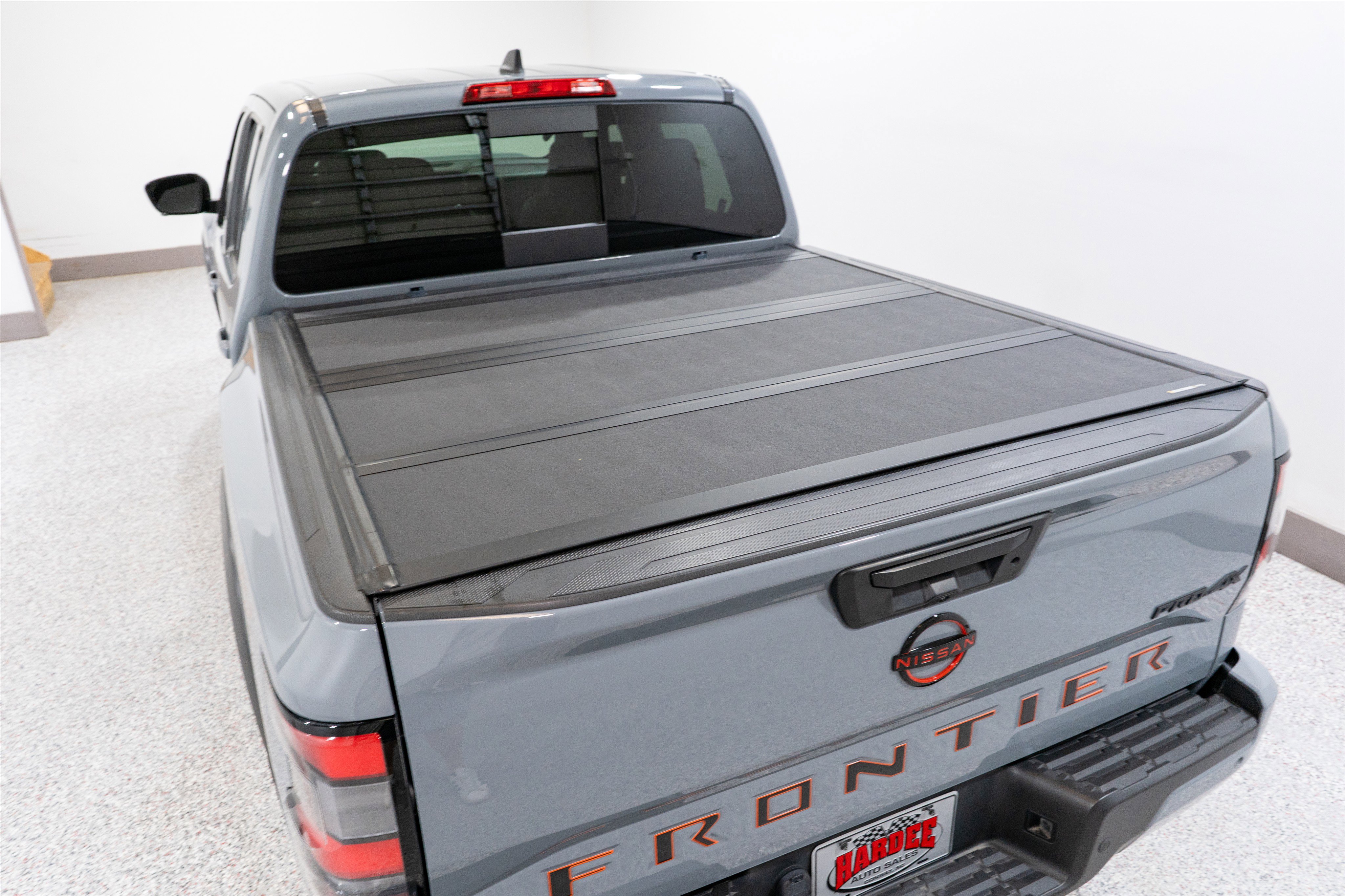 Used 2023 Nissan Frontier PRO-4X w/ Pro-4X Premium Package image 11