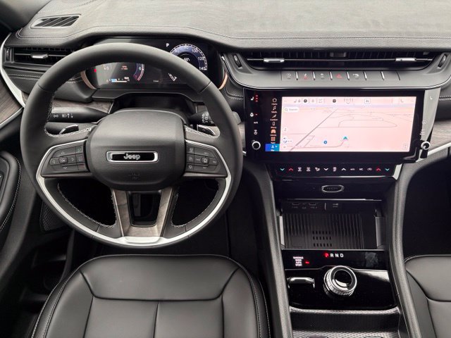 New 2027 Jeep Grand Cherokee L Limited AWD/4WD image 3