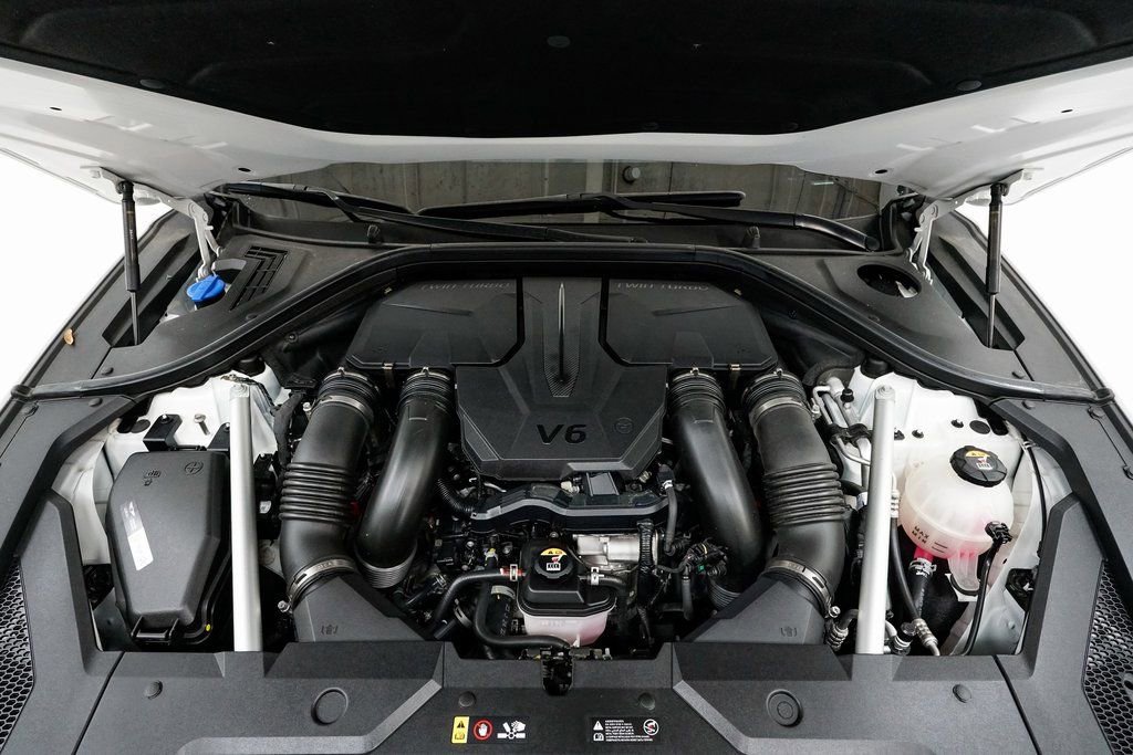 Used 2024 Genesis GV70 3.5T Sport image 3