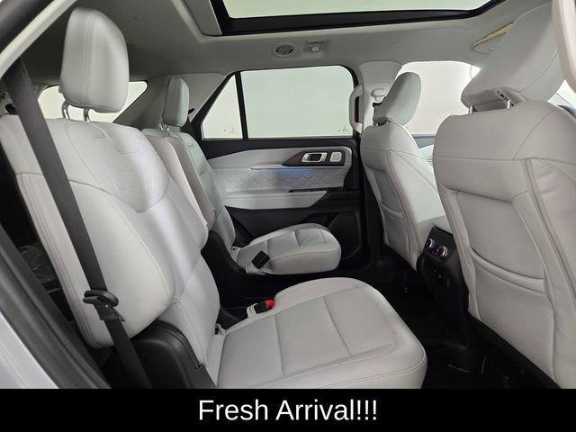 Used 2026 Ford Explorer Platinum w/ LUX Leather Package AWD/4WD image 17