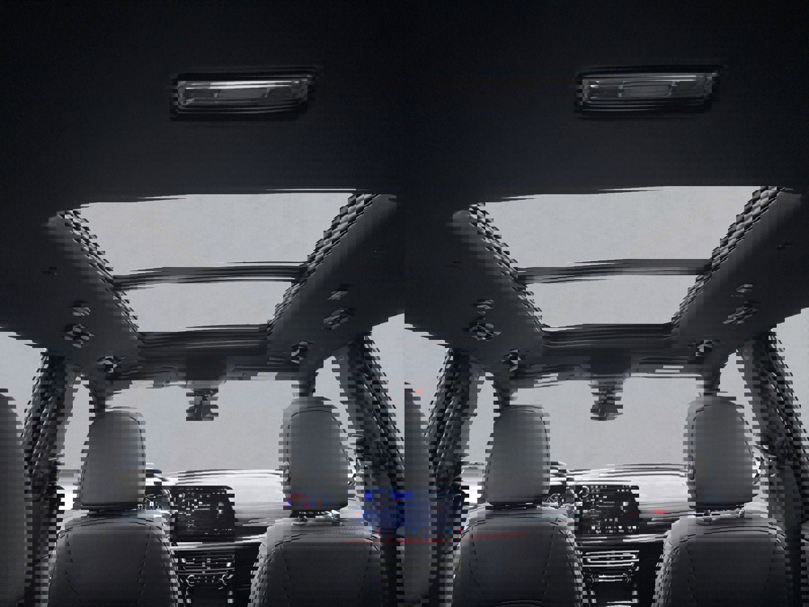 Used 2025 Chevrolet Traverse Z71 w/ Driver Confidence Package image 25