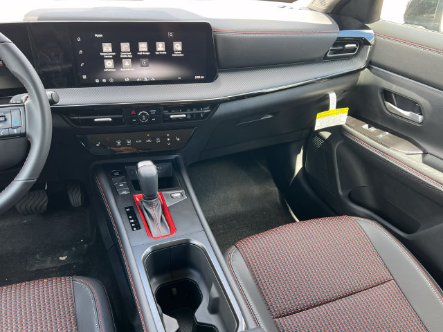 Used 2026 Nissan Kicks SR w/ Cold Weather Package AWD/4WD image 32