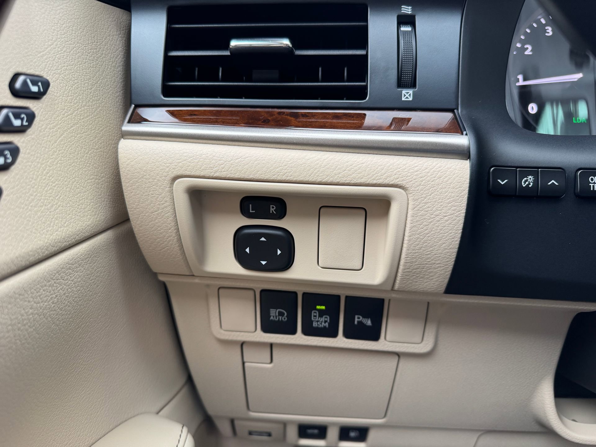 Used 2013 Lexus ES 350 image 37