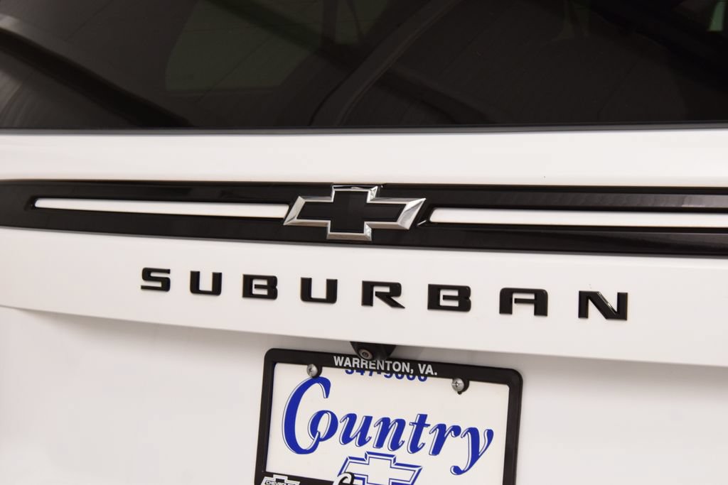 Used 2024 Chevrolet Suburban RST w/ Luxury Package AWD/4WD image 22