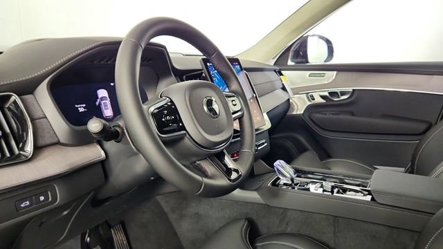 New 2026 Volvo XC90 T8 Ultra w/ Lounge Package AWD/4WD image 12
