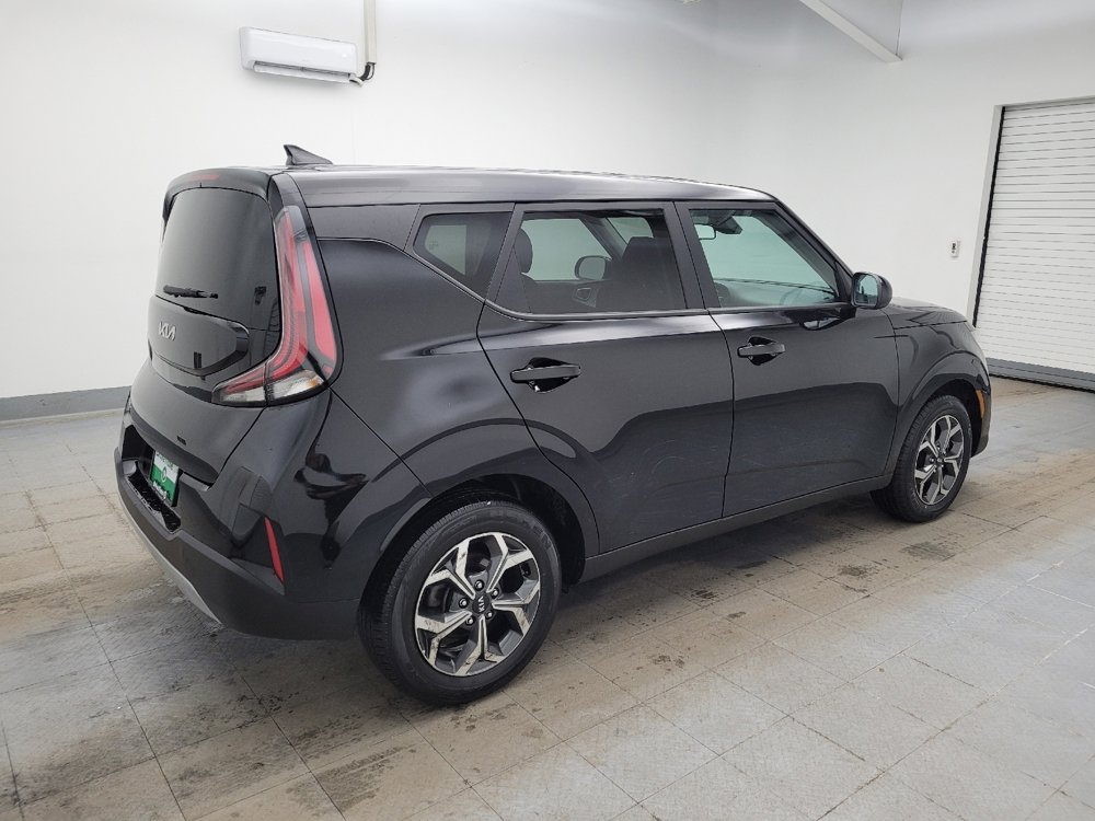 Used 2023 Kia Soul LX image 10
