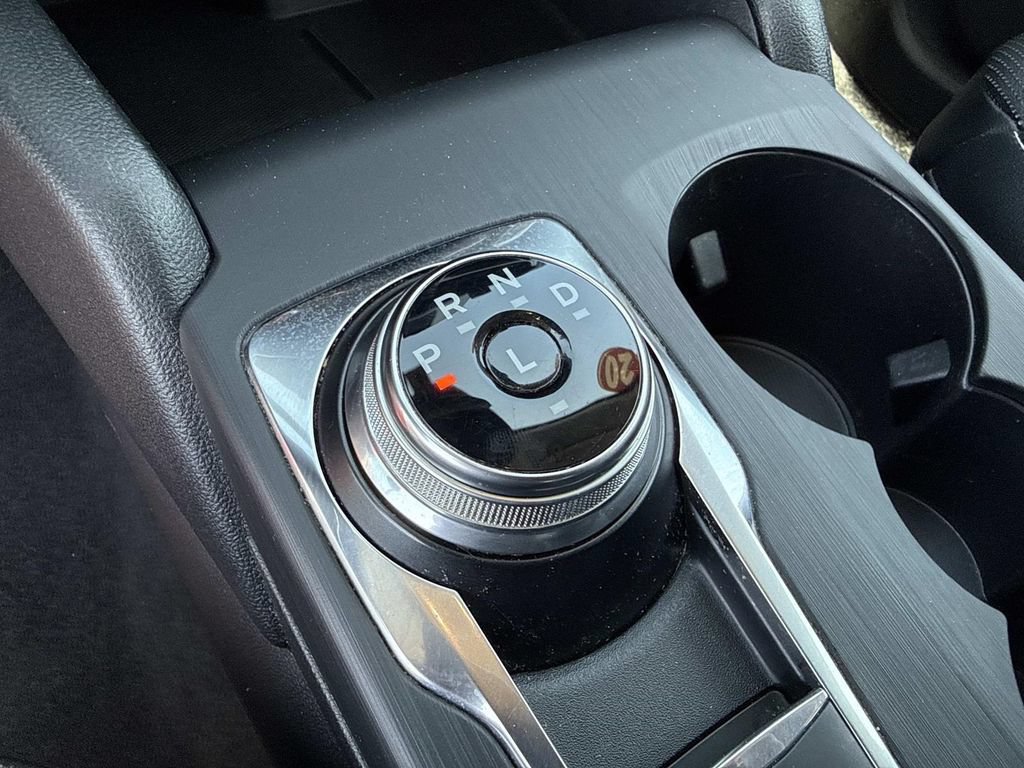 Used 2020 Ford Escape SEL FWD image 29