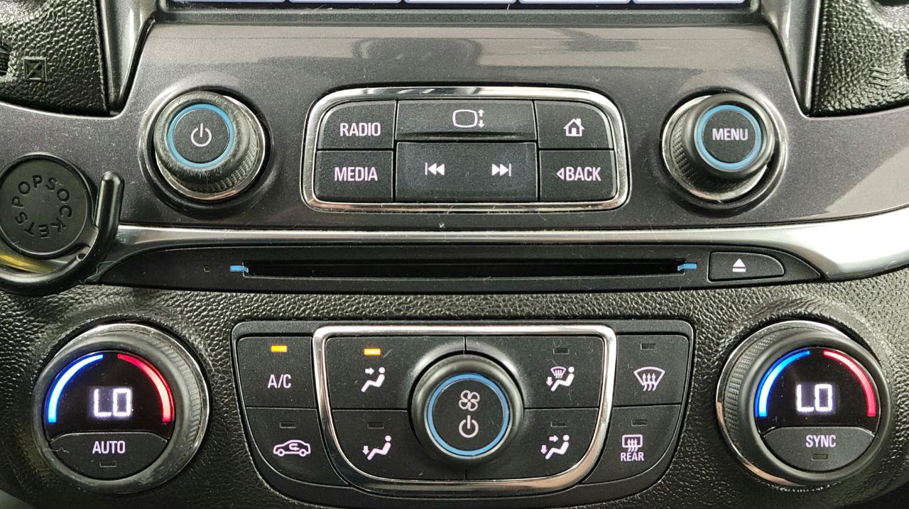 Used 2015 Chevrolet Impala LT w/ Convenience Package FWD image 14