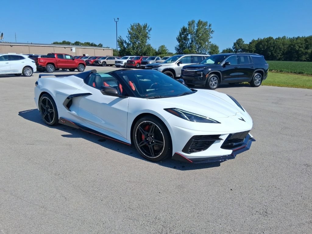 Used 2021 Chevrolet Corvette Stingray Premium Conv w/ Z51 Performance Package RWD image 5