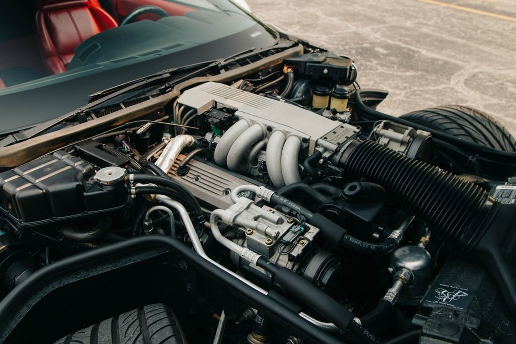 Used 1990 Chevrolet Corvette Convertible image 31