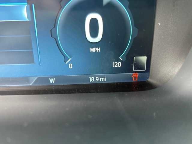 New 2023 Ford F150 Lightning Platinum image 9