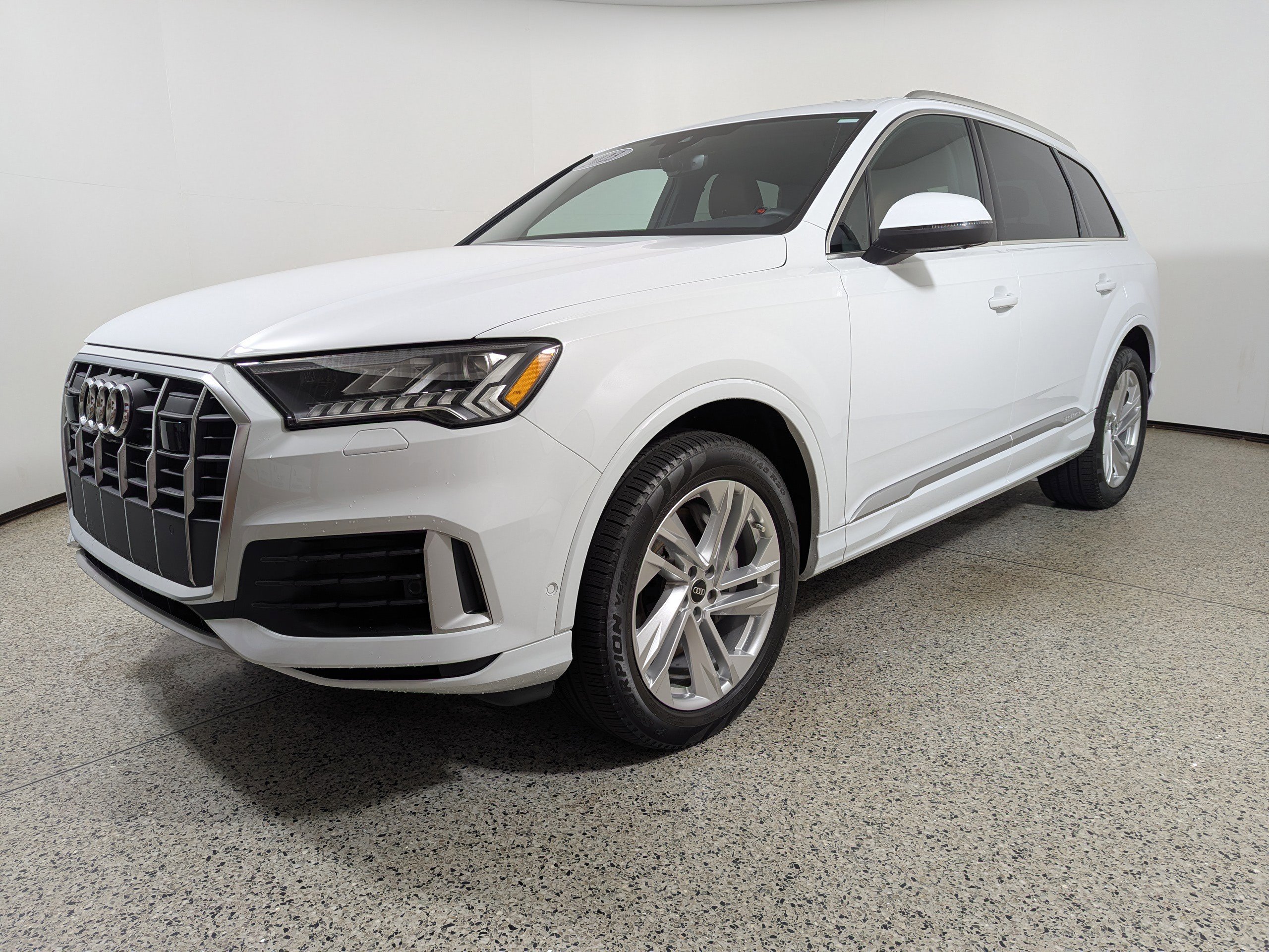 Certified 2023 Audi Q7 3.0T Premium Plus w/ Premium Plus Package AWD/4WD image 3