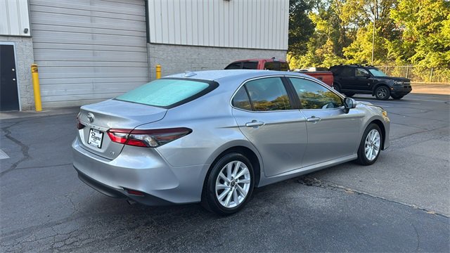 Used 2024 Toyota Camry LE image 30