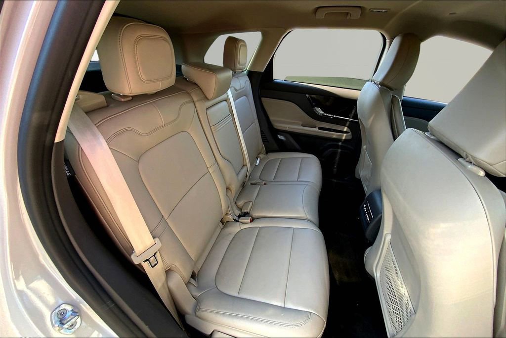 Used 2022 Lincoln Corsair FWD image 17