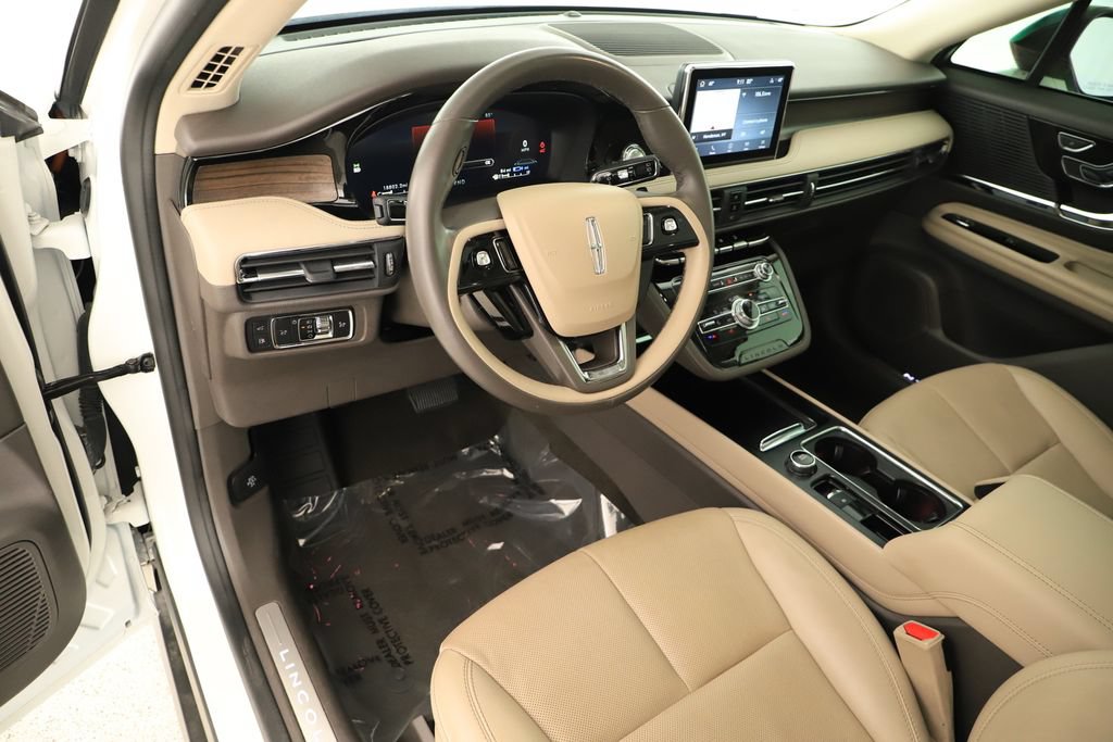 Used 2022 Lincoln Corsair Grand Touring AWD/4WD image 15