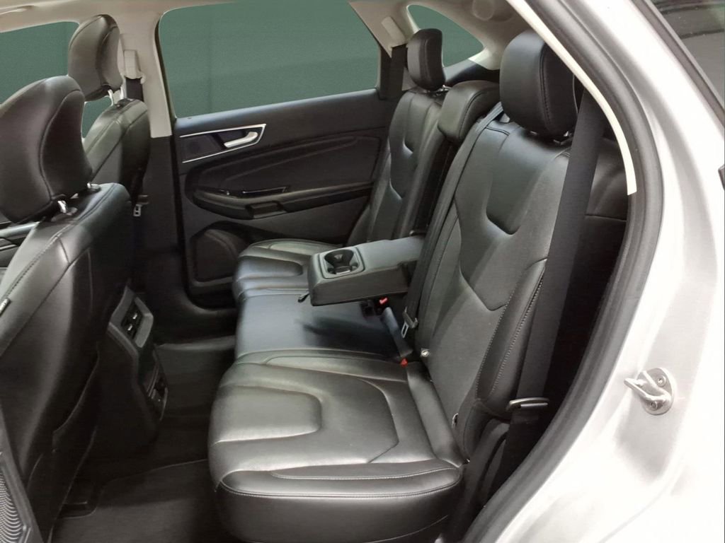 Certified 2019 Ford Edge Titanium w/ Equipment Group 301A AWD/4WD image 27