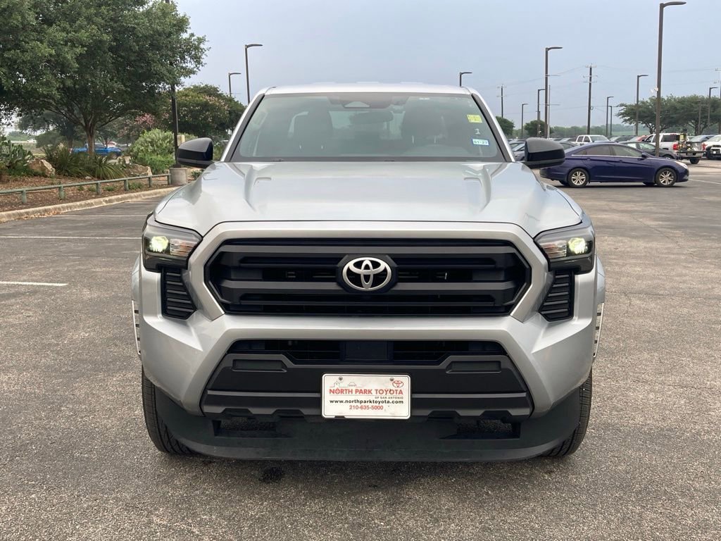 Certified 2025 Toyota Tacoma SR RWD image 2