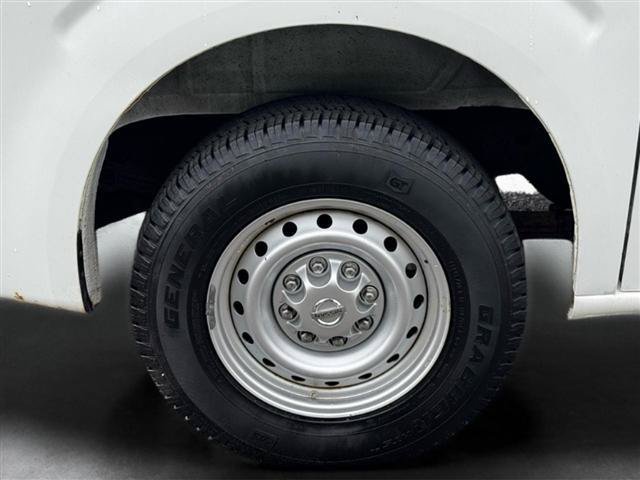Used 2014 Nissan NV 1500 S w/ Side & Curtain Airbag Package RWD image 25