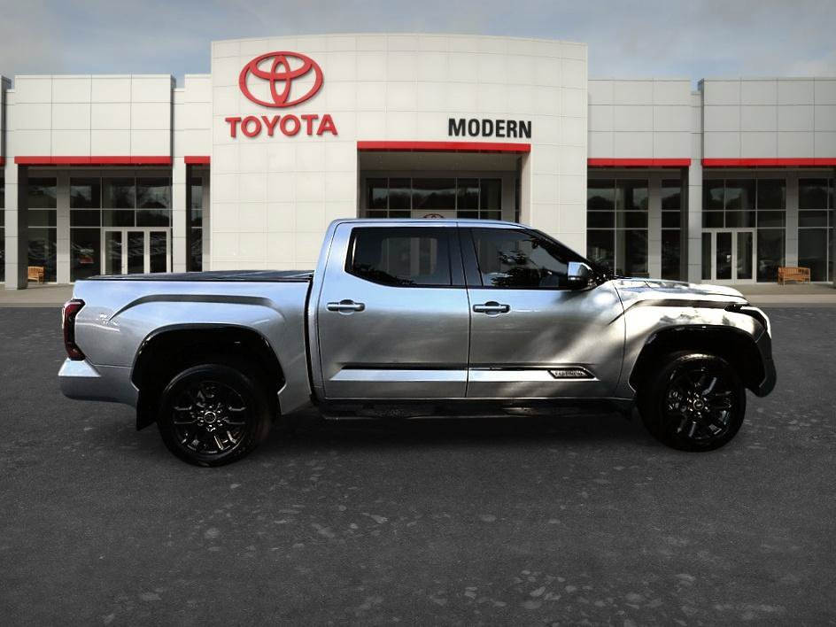 Used 2023 Toyota Tundra Platinum AWD/4WD image 4
