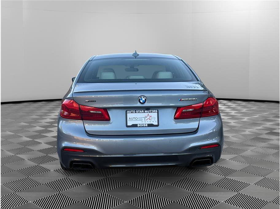 Used 2019 BMW M550i xDrive image 4