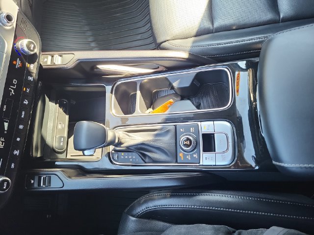 Certified 2024 Kia Telluride S w/ S Sunroof Package AWD/4WD image 29