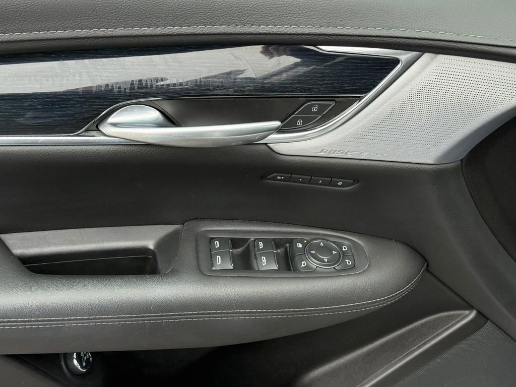 Used 2024 Cadillac XT5 Premium Luxury image 12