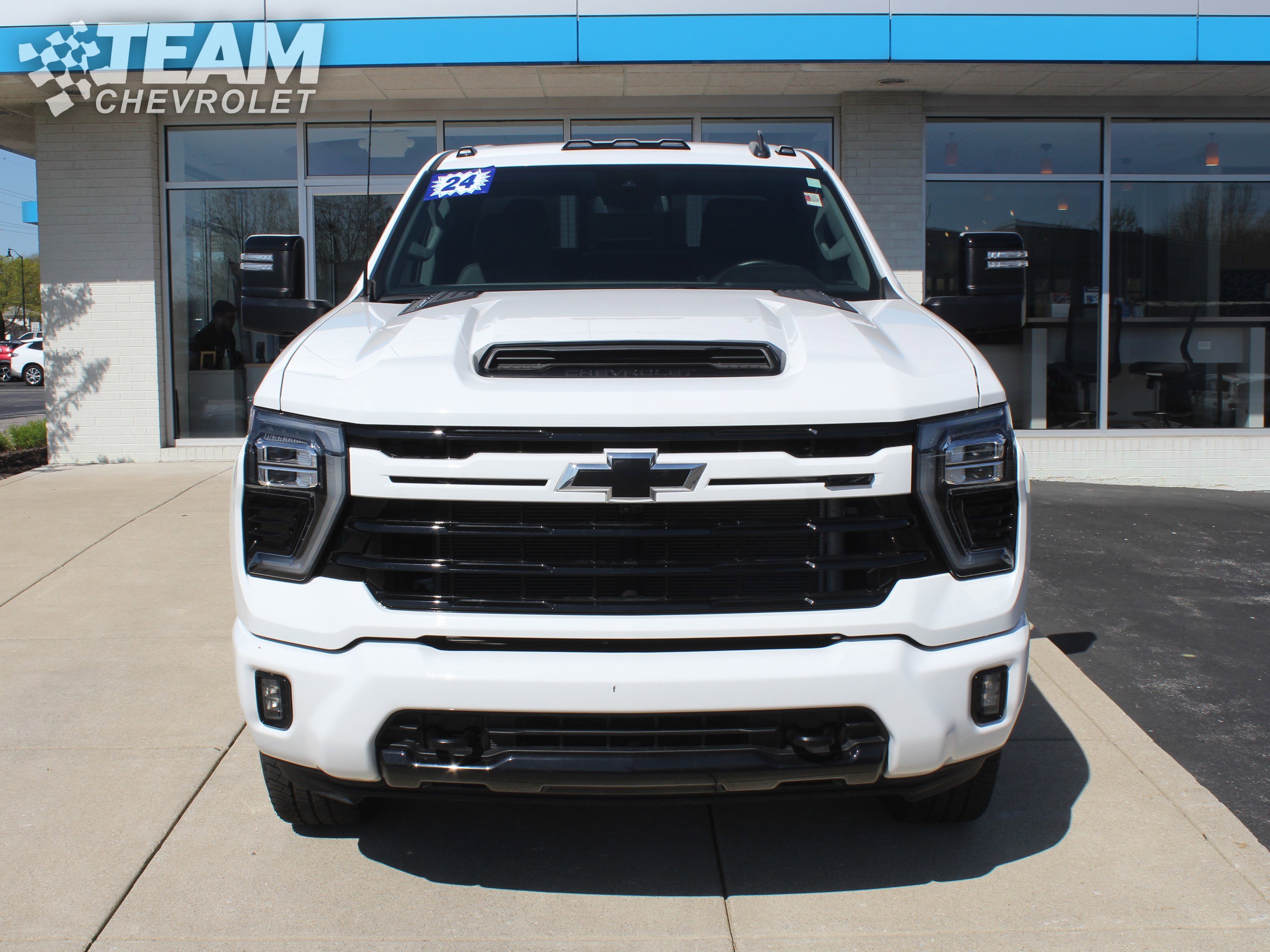 Used 2024 Chevrolet Silverado 2500 LT w/ Z71 Sport Edition AWD/4WD image 9