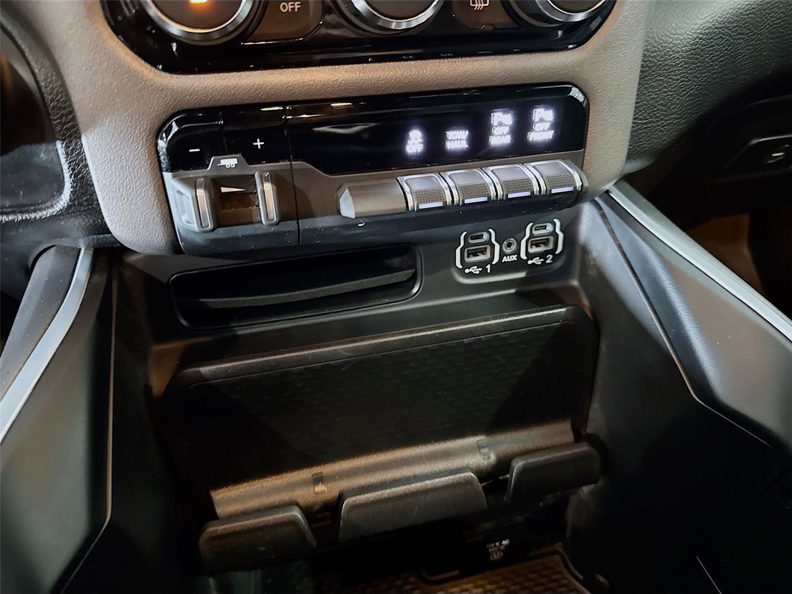 Used 2021 RAM 1500 Big Horn image 15