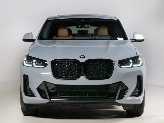 Used 2025 BMW X4 xDrive30i w/ Premium Package AWD/4WD image 8