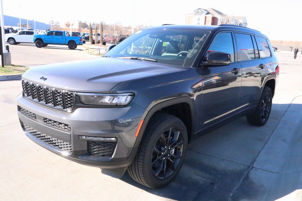 New 2025 Jeep Grand Cherokee L Limited AWD/4WD image 11