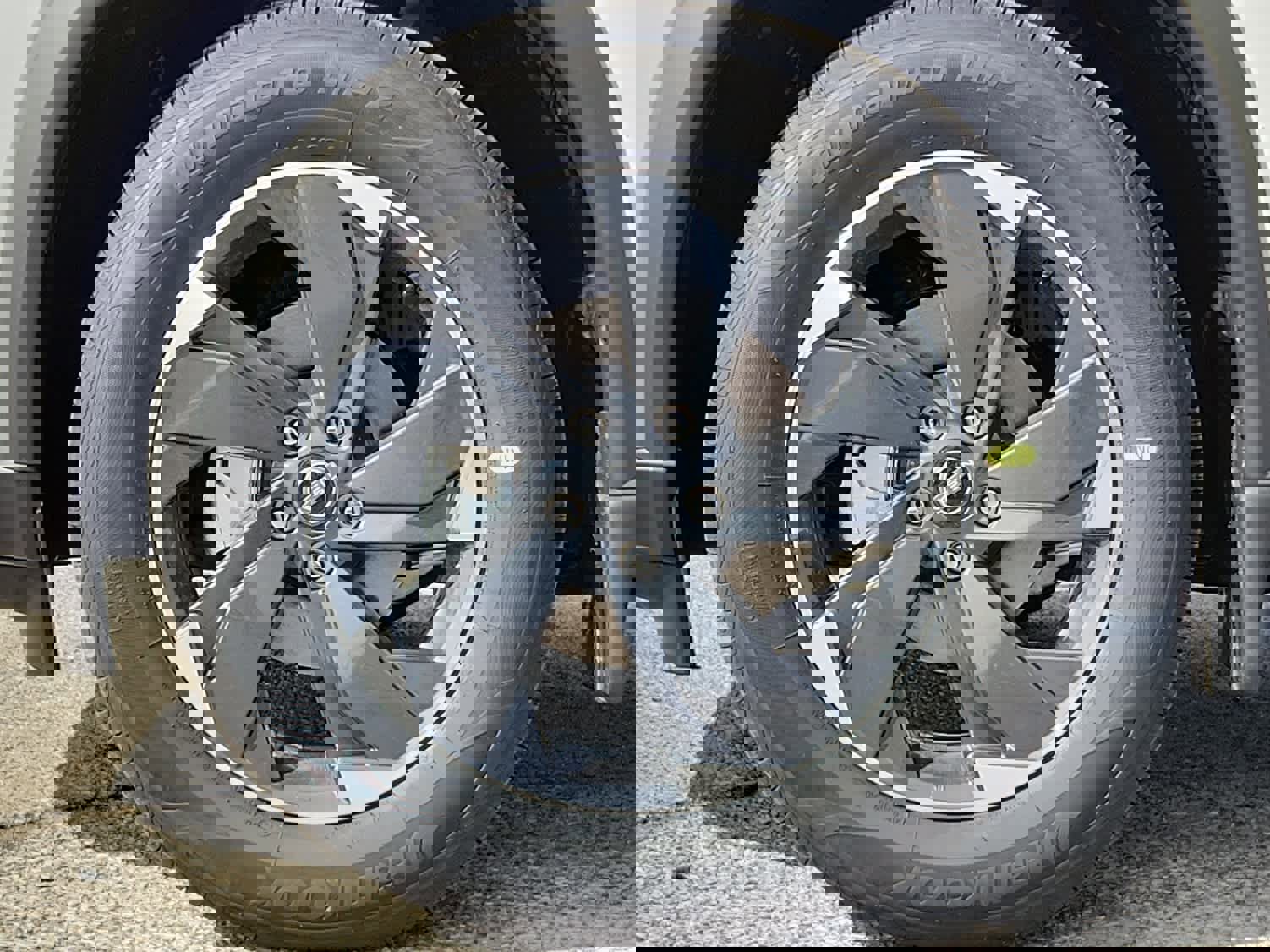 New 2026 Nissan Rogue SV image 6