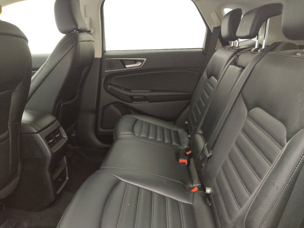 Used 2024 Ford Edge SEL image 18