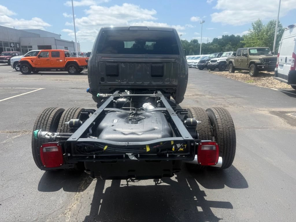 New 2026 RAM 3500 Tradesman w/ Chrome Appearance Group A AWD/4WD image 5